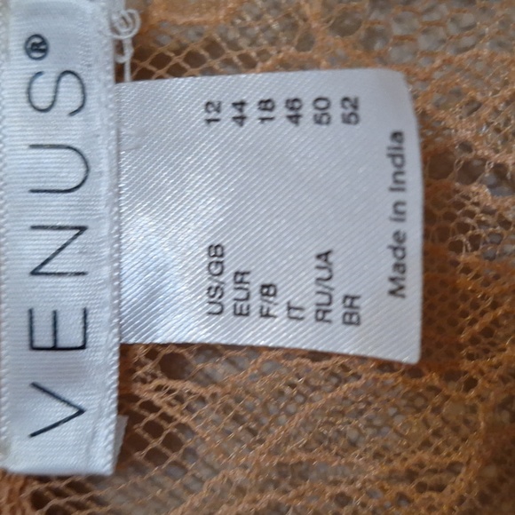 Host Pick - Venus lace crop top - Picture 6 of 7